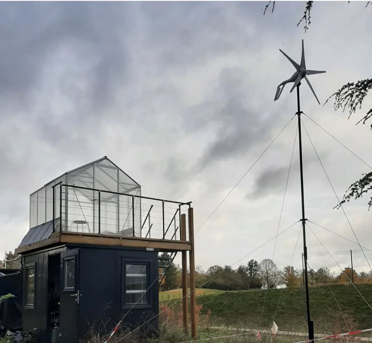 Wind generator installation