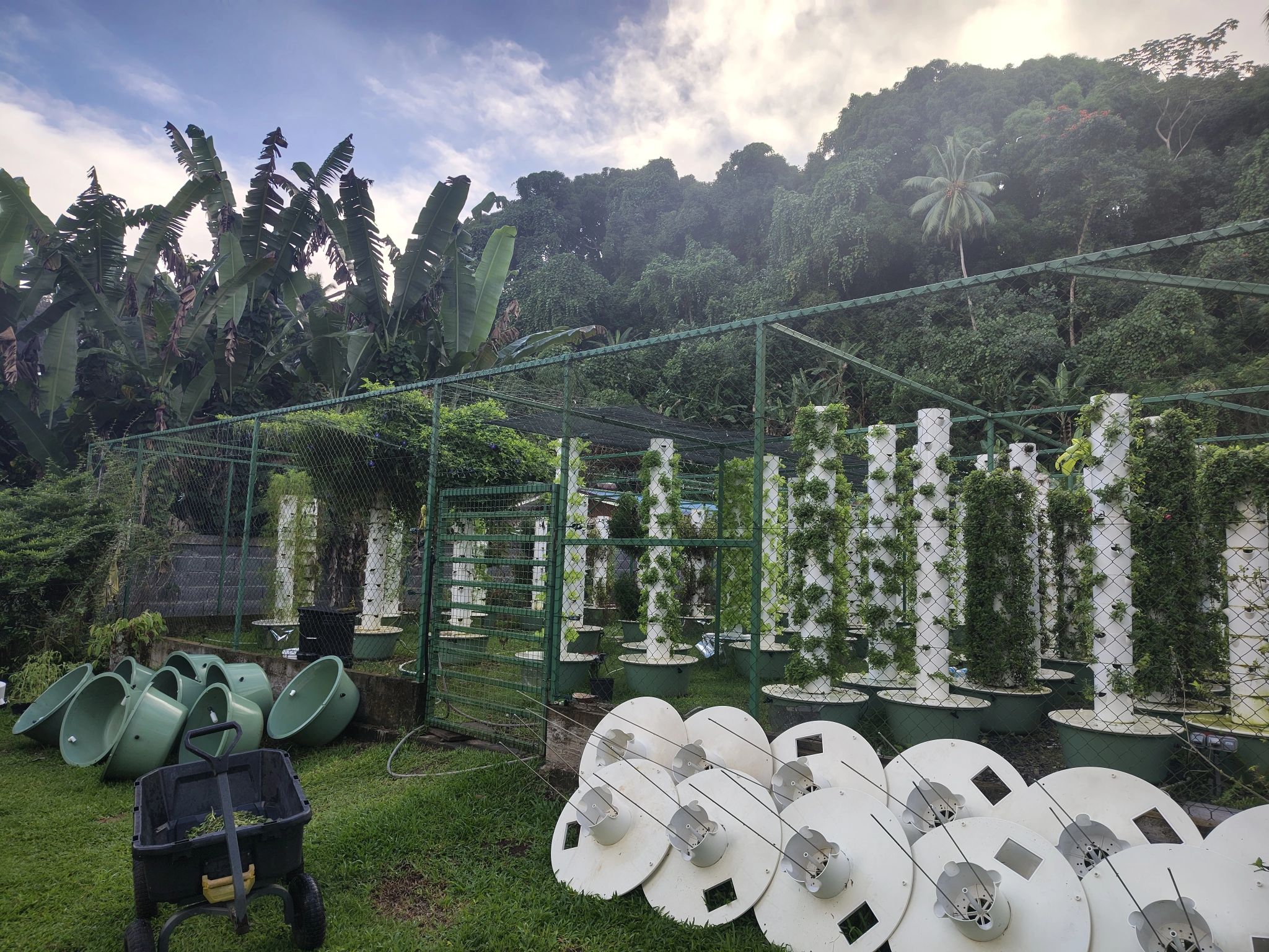 Exterior view of the hydroponic farm cultivation area in Tahiti